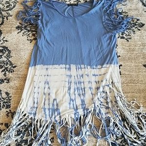 T Party shirt, size L, new without tags